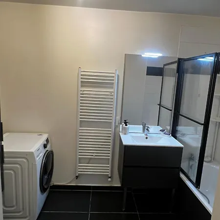 아파트 Apparemment Cosy Proximite *
