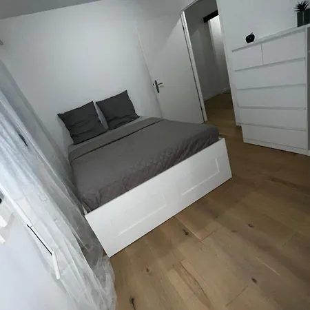 Apparemment Cosy Proximite Apartment *